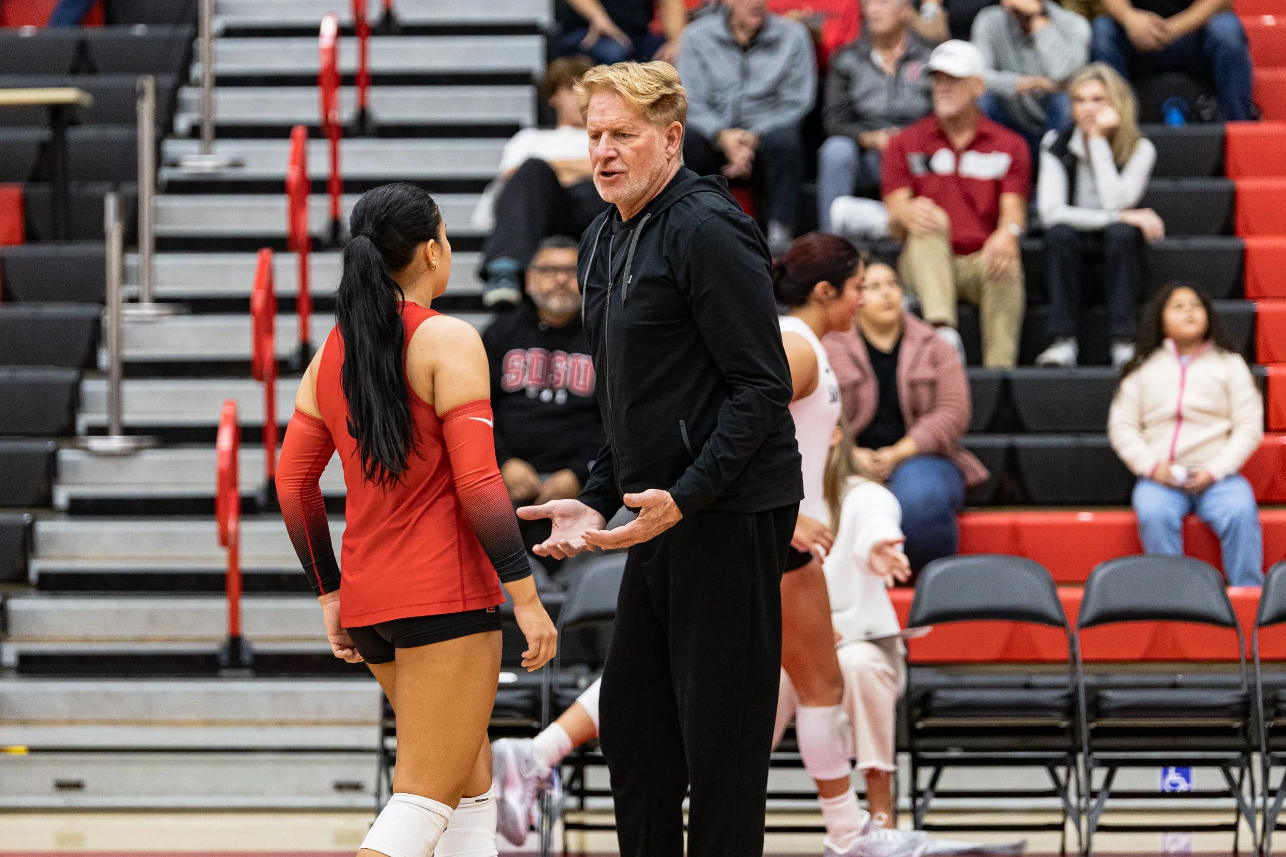 11-15_Volleyball-v-Wyoming_6.jpg