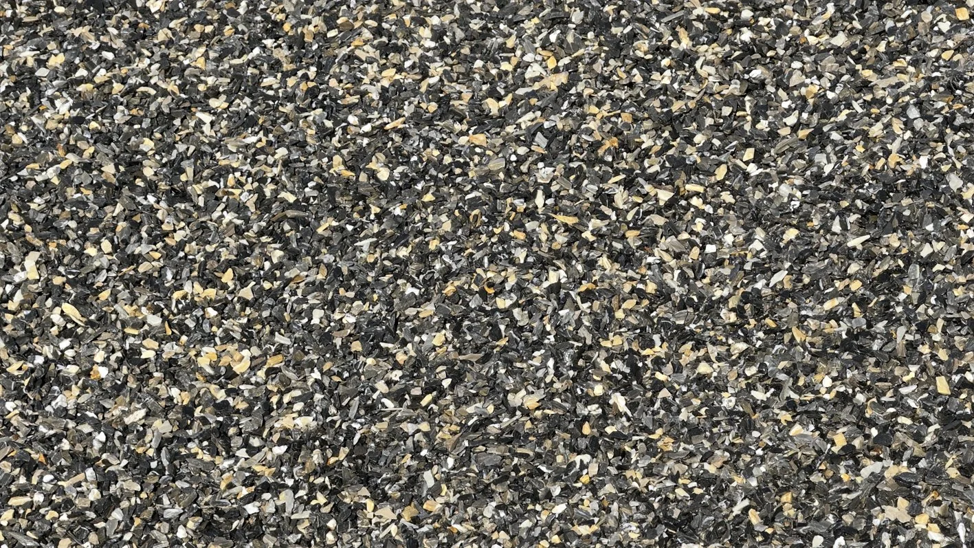 Ziersplitt-gemischt-färbig