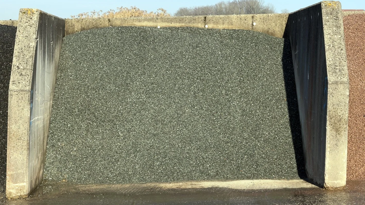 Ziersplitt-Anthrazit