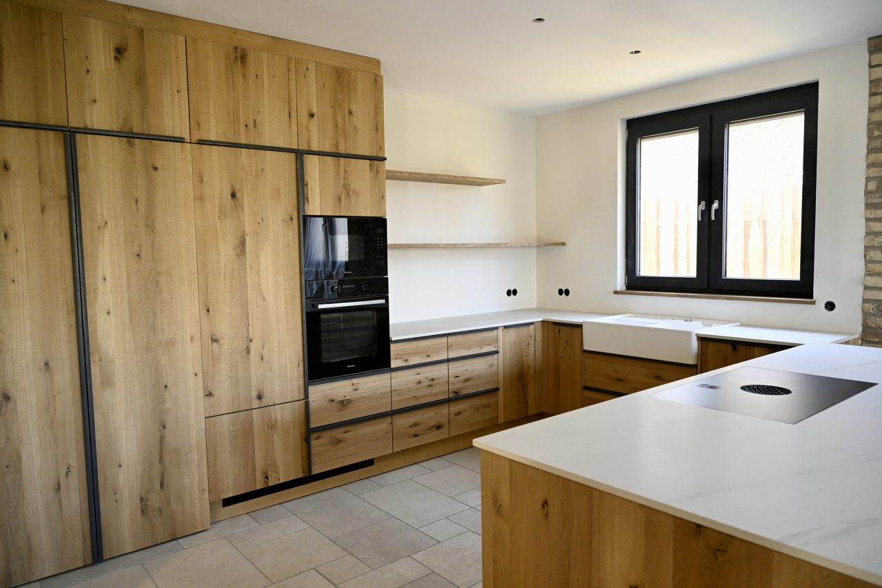 U-Küche aus Eiche