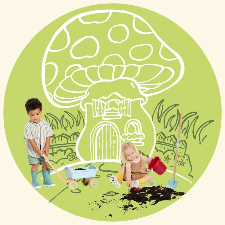 Zwei Kinder Spielen im Garten mit Erde, eine Gärtnerin mit einer Schubkarre und einer Schaufel, im Hintergrund eine große grüne Illustration eines Hauses in Form eines Pilzes.