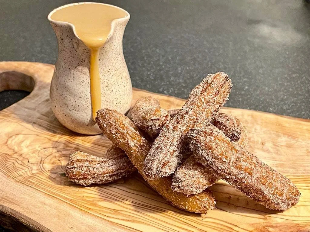 Churros, dulce de leche ganache 🥛
.
.
.

#yummy #tasty #chef #bristol #cook #food #foodie #lovefood #delicious #instafood #foodoftheday  #dulchedeleche #churros #churritos #rico #comida #dulces