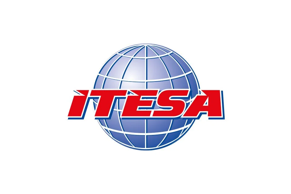 Logo de l'entreprise ITESA avec un globe terrestre en arrière-plan.