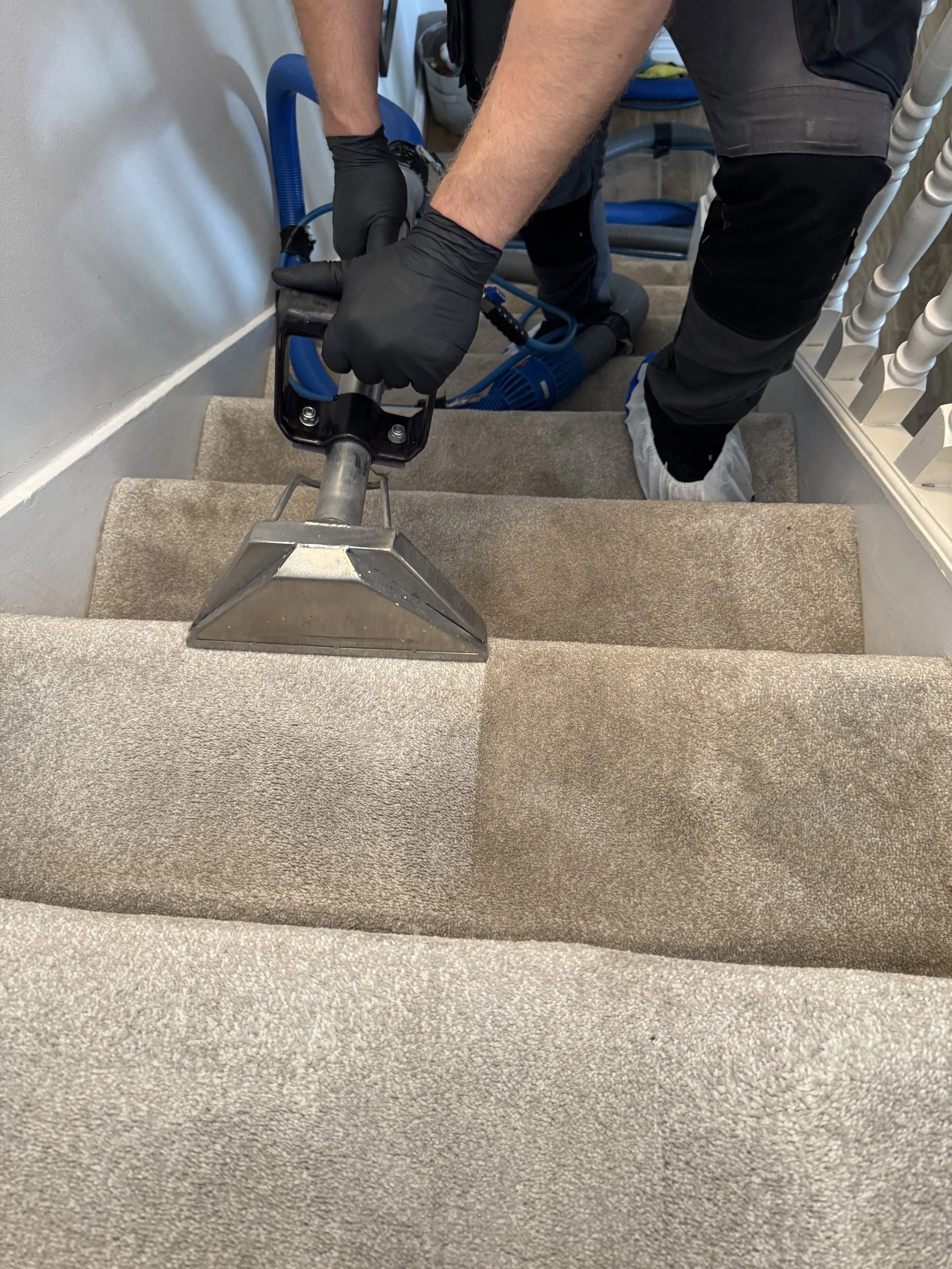 Dirty carpet deep cleaned by professional carpet cleaners in Blackpool and The Fylde Coast