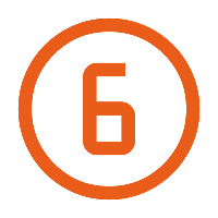 Een zwart rond bord met een oranje rand en een oranje nummer 6 in het midden.