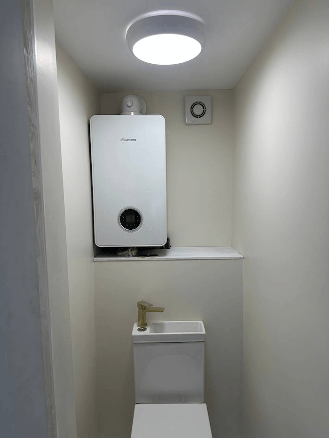 Toilet installation Redland Bristol BS6