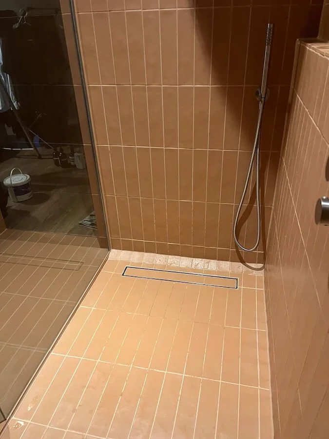 Peach retro tiles bathroom renovation BS13 Bristol