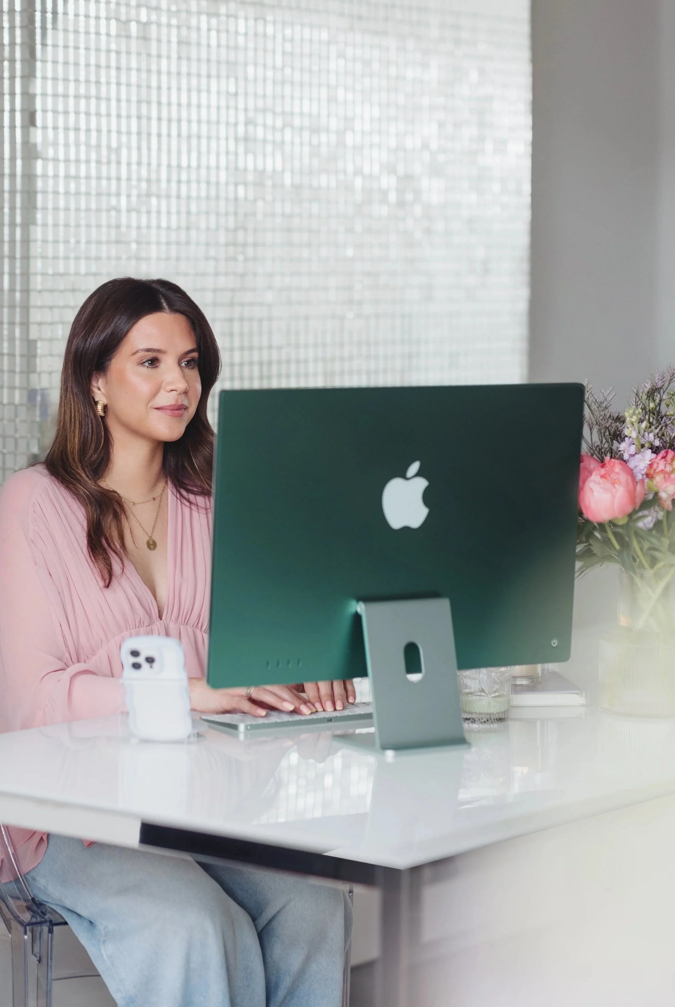 Meet Chloe - your brand creative