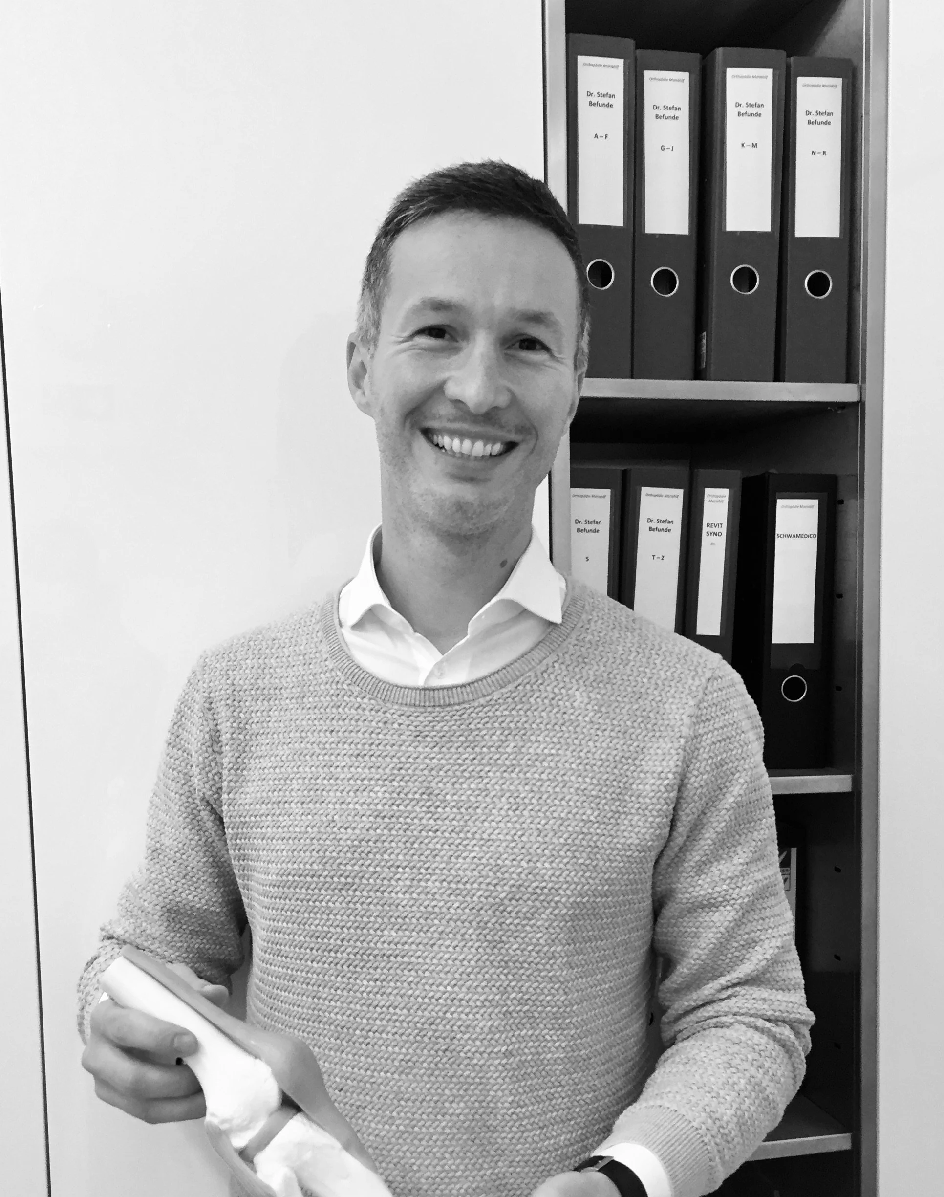 Dr. Florian Domaszevski