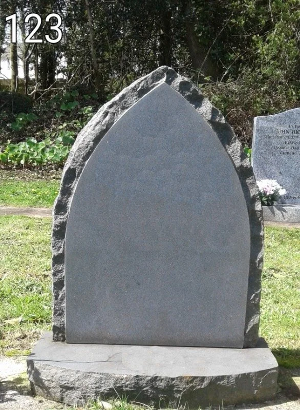 Rustic Honed Black Arch