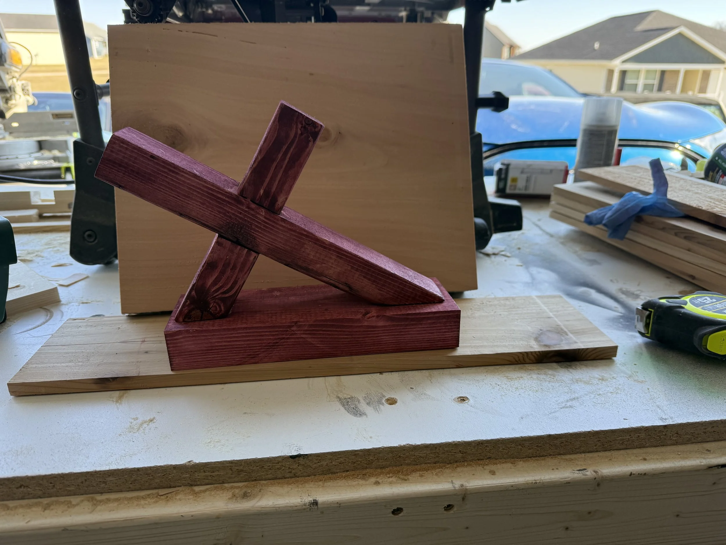 Leaning Cross Large – Solid Wood Display