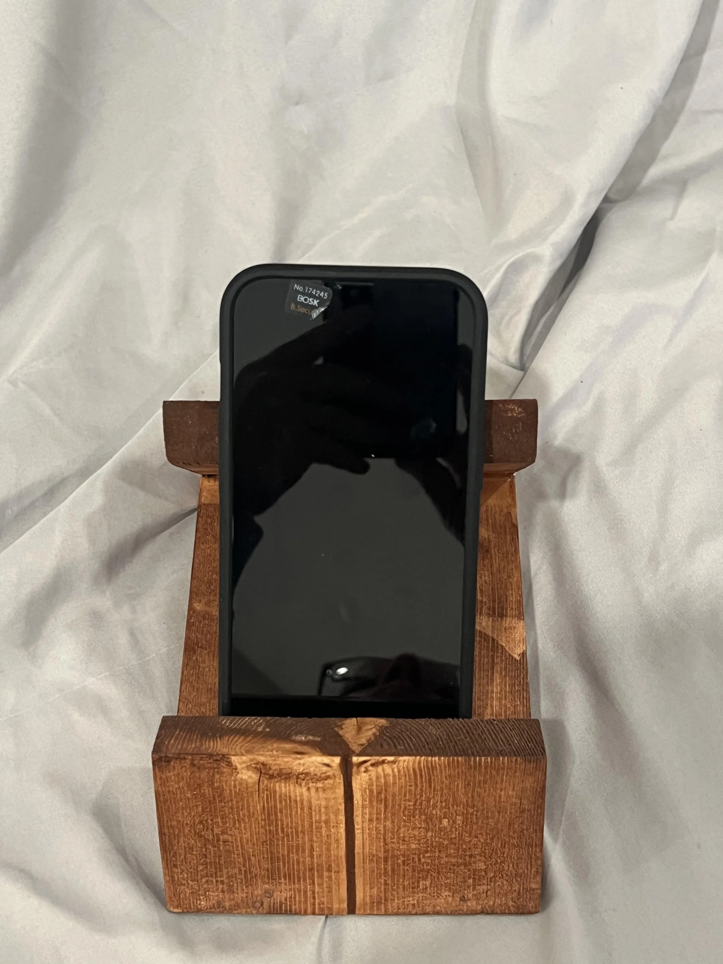 phone holder front2.jpg
