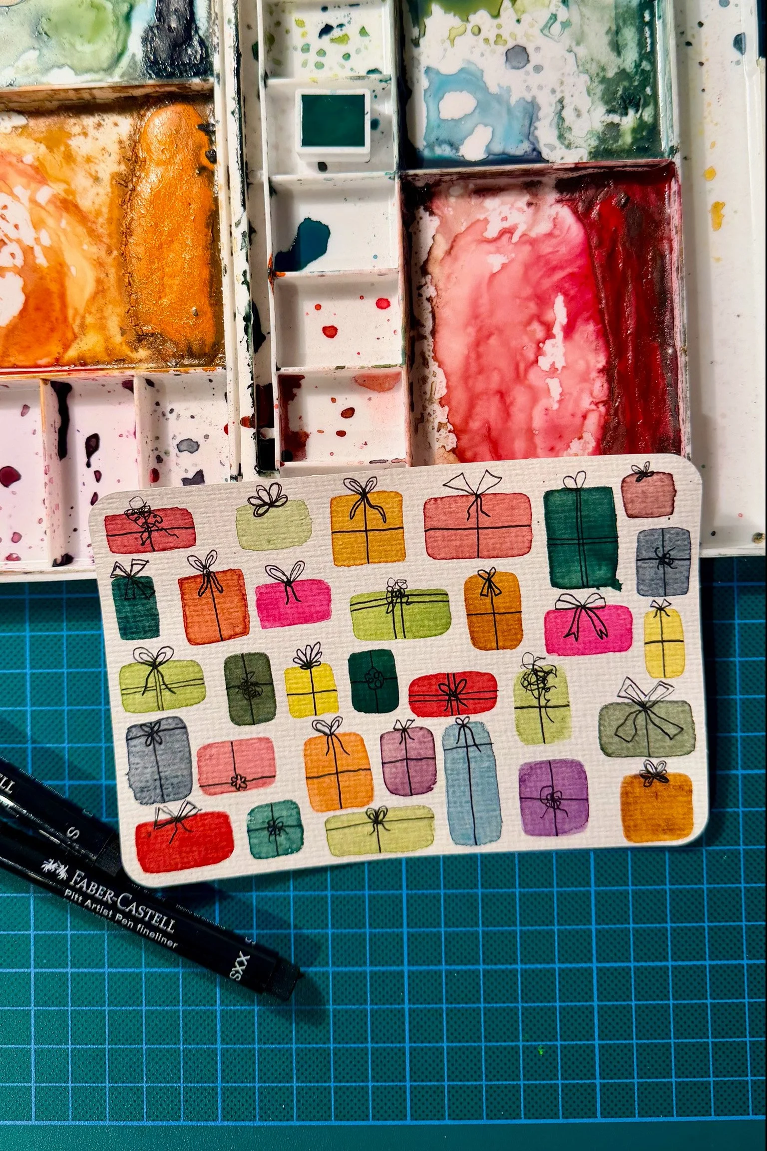 12_weihnachtsgeschenke_aquarell-auf-papier_postkarte_c_tina-berger_2025_hochformat.jpg