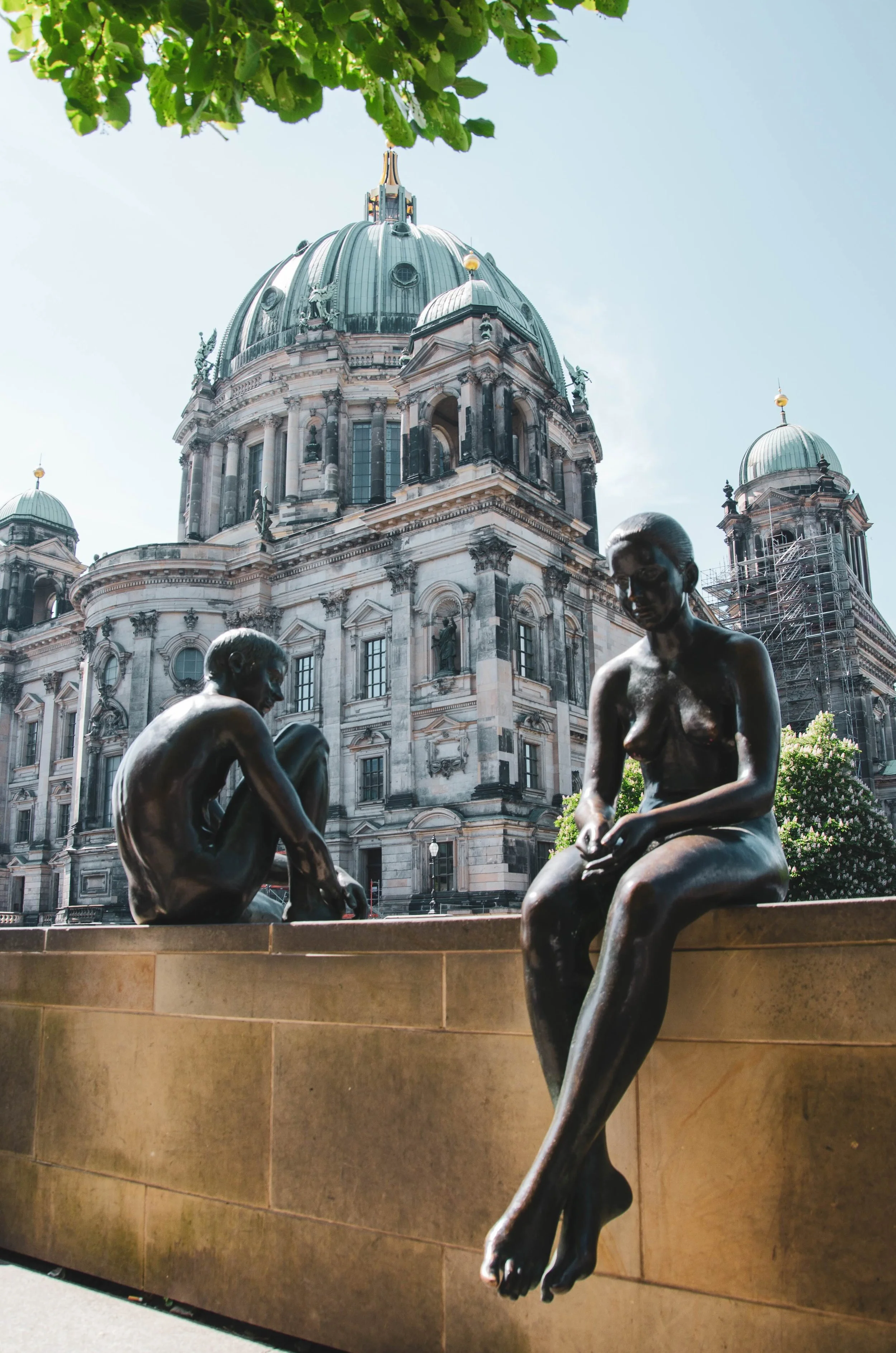 06_skulpturen_berliner-dom_museumsinsel_berlin_c_tina-berger_2018_hochformat.jpeg