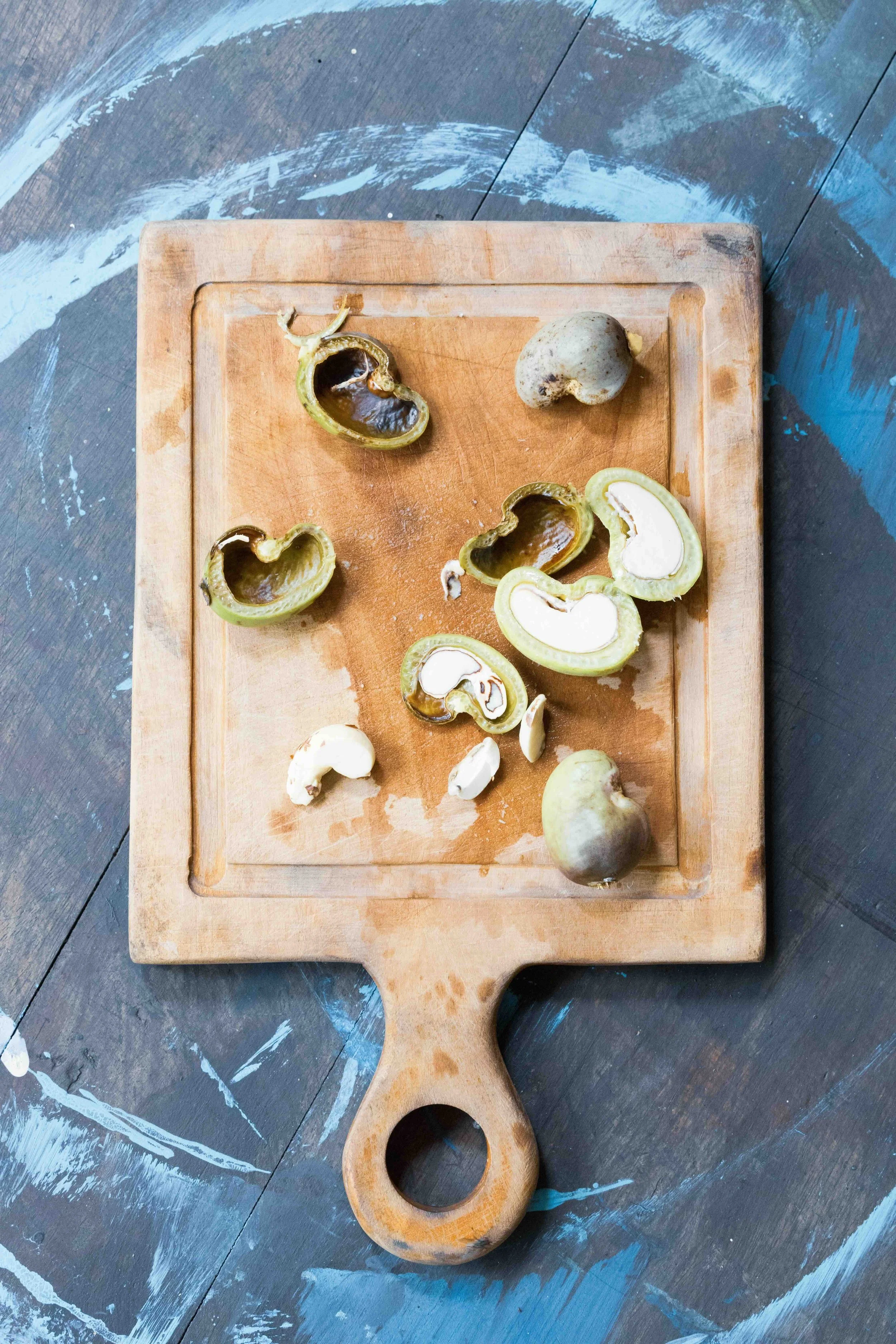 03_frische-cashewnuesse_sri-lanka_c_tina-berger_2024_hochformat.jpeg