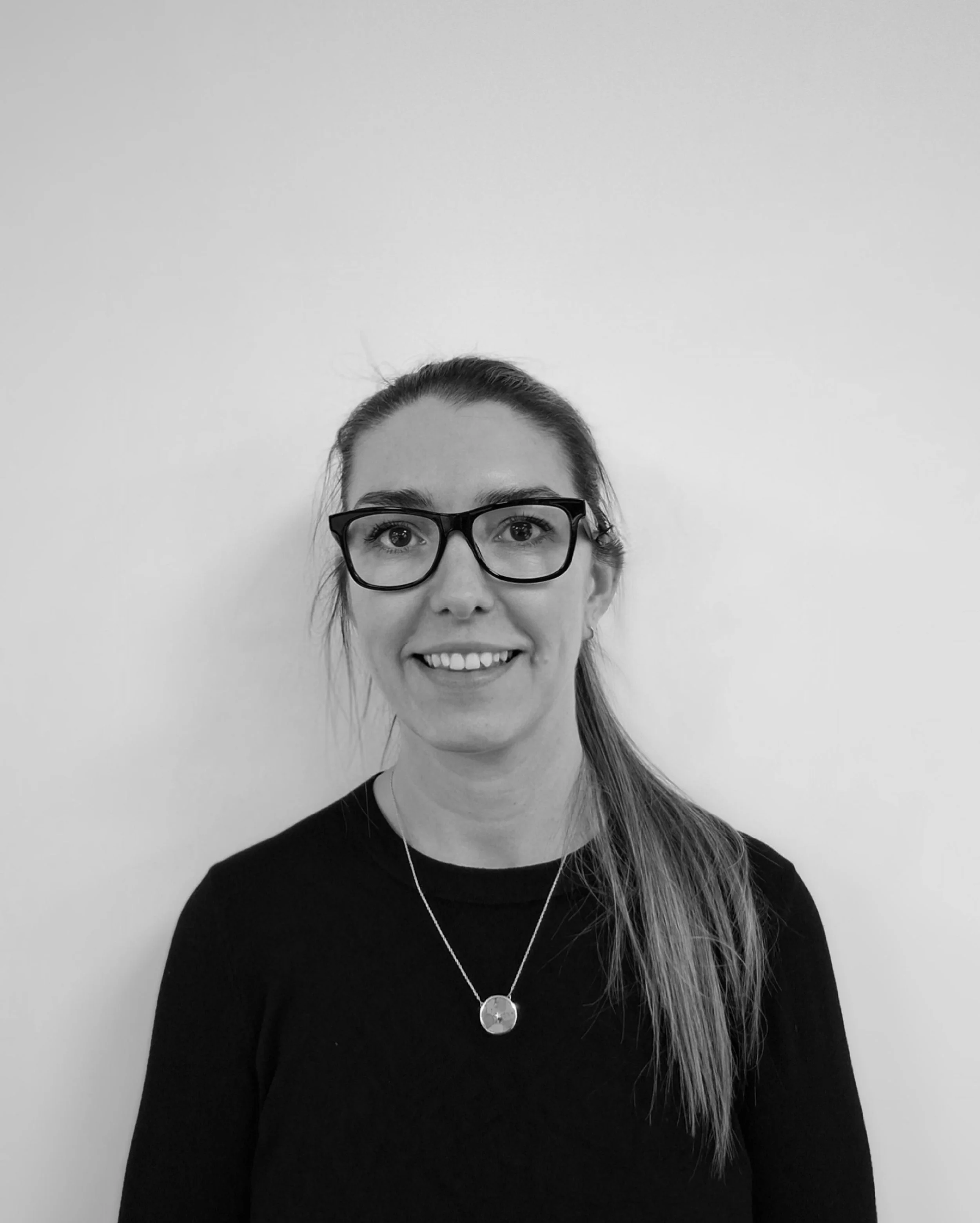 Headshot image of Abbie Illingworth.