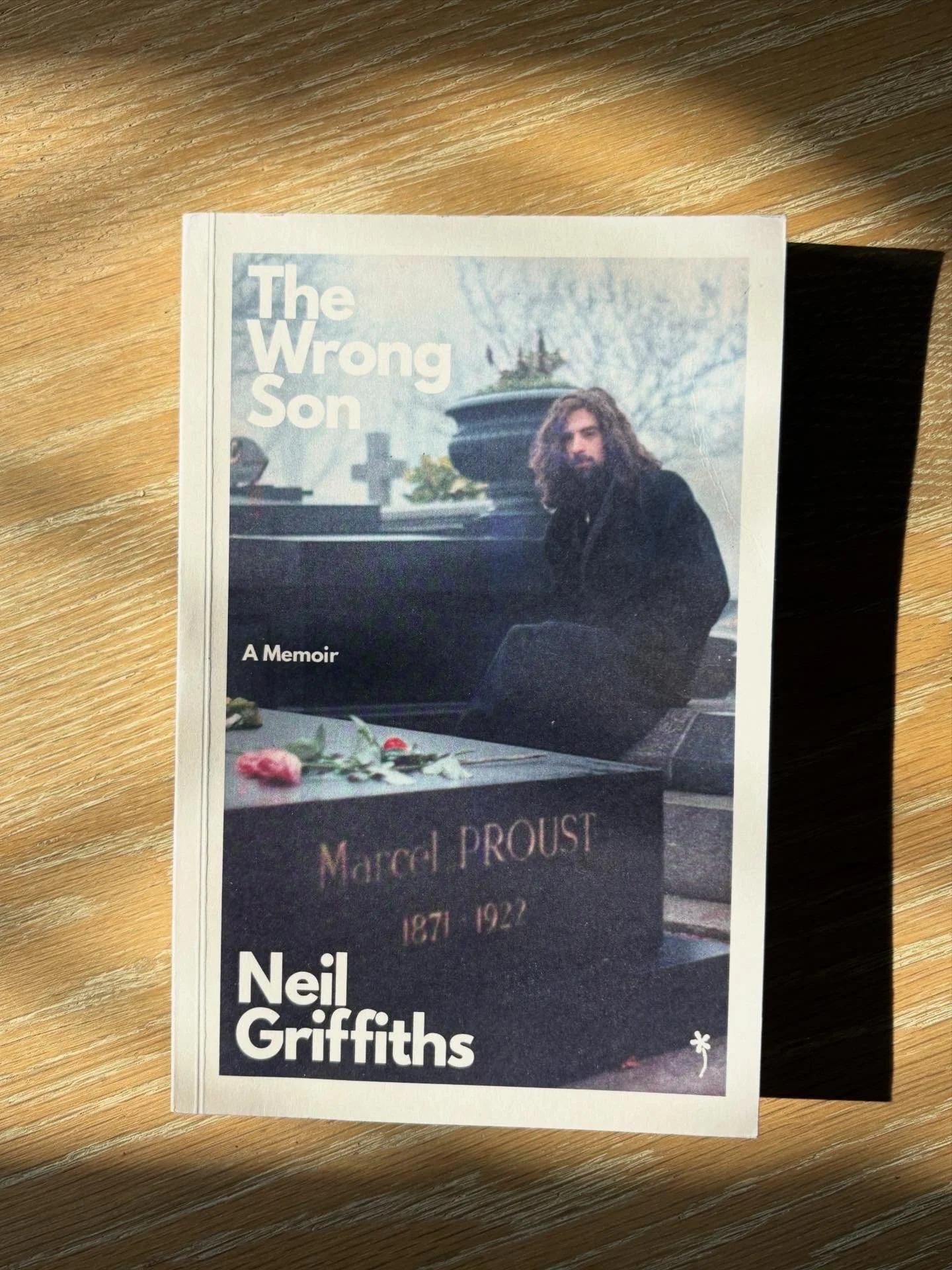 Happy publication day @neil_mac_griff! This incredible memoir will move and intrigue anyone who opens its pages. 

In 1963, his father loses his pregnant wife and eighteen-month-old son in a car accident. Six months later he meets a woman who he will