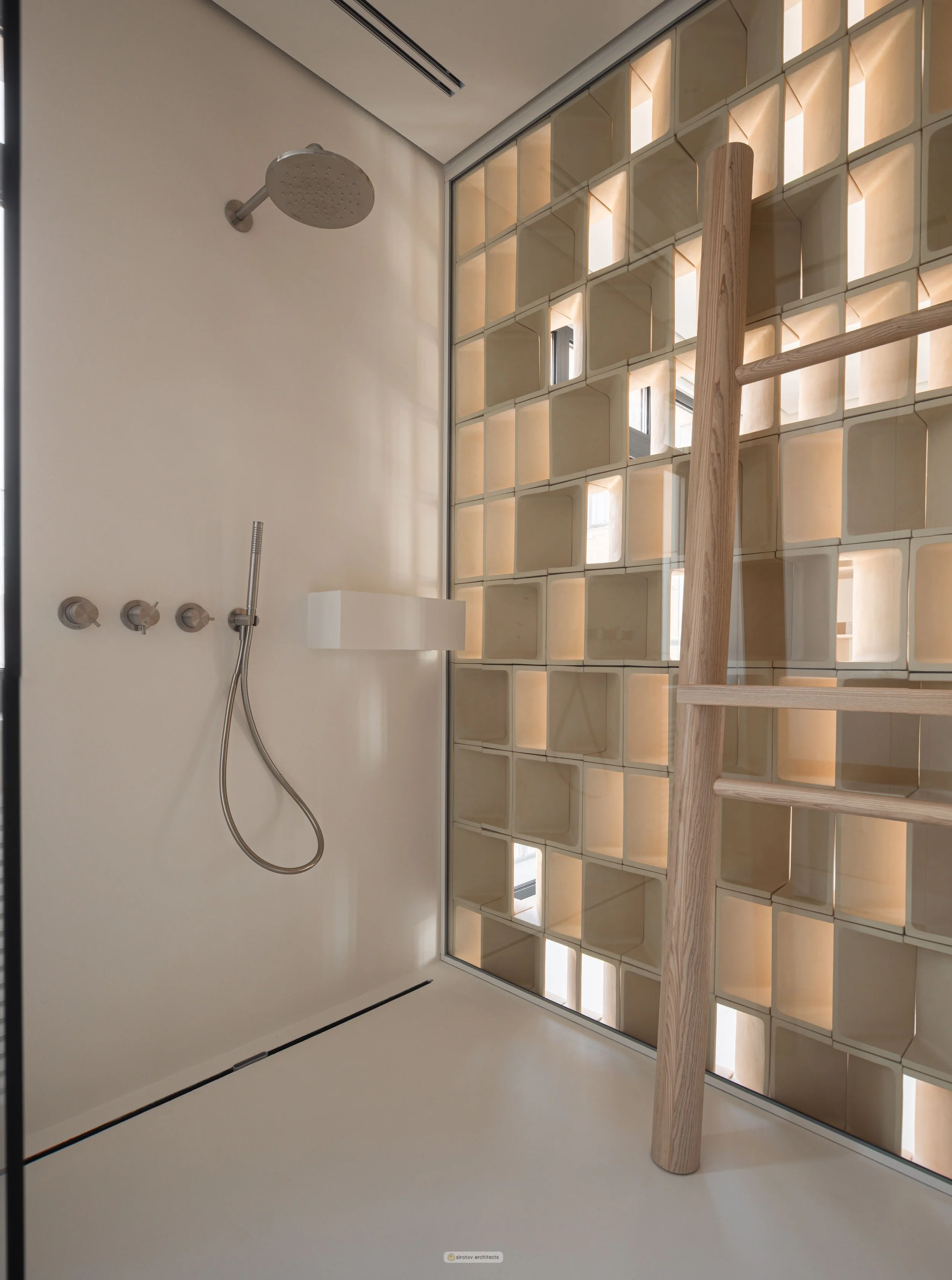 bathroom_4.jpg
