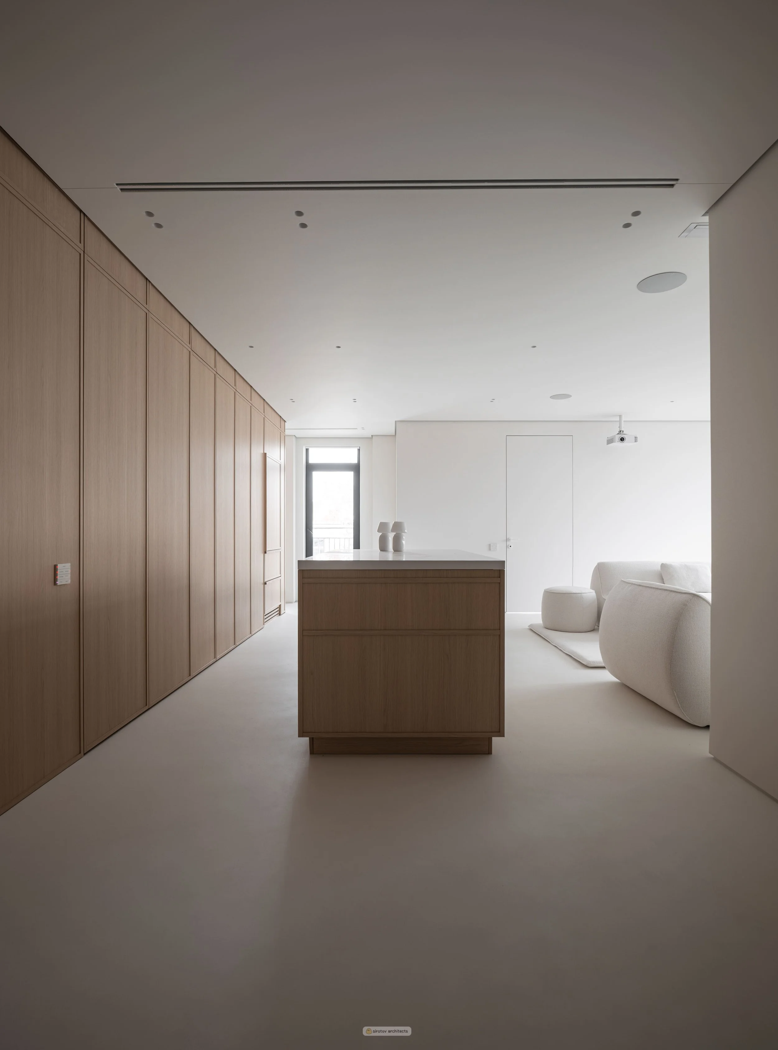 main_kitchen_2.jpg
