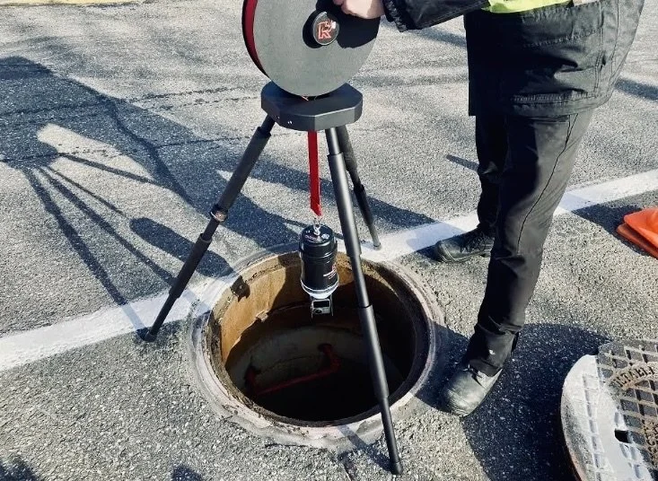rinovision-manhole-camera-at-work.jpeg