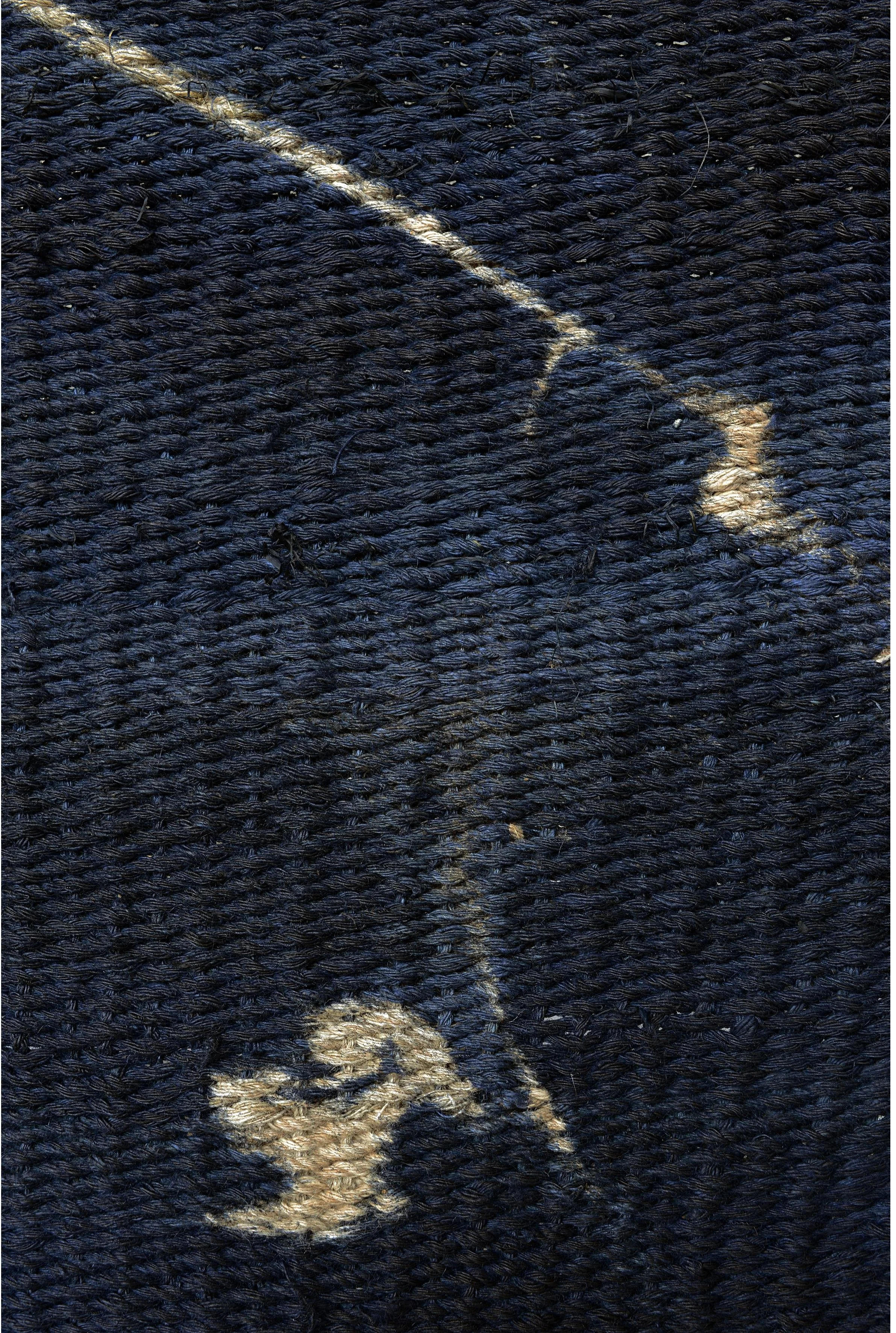 lineated-luminary-2 Closeup-LL11022017.jpg