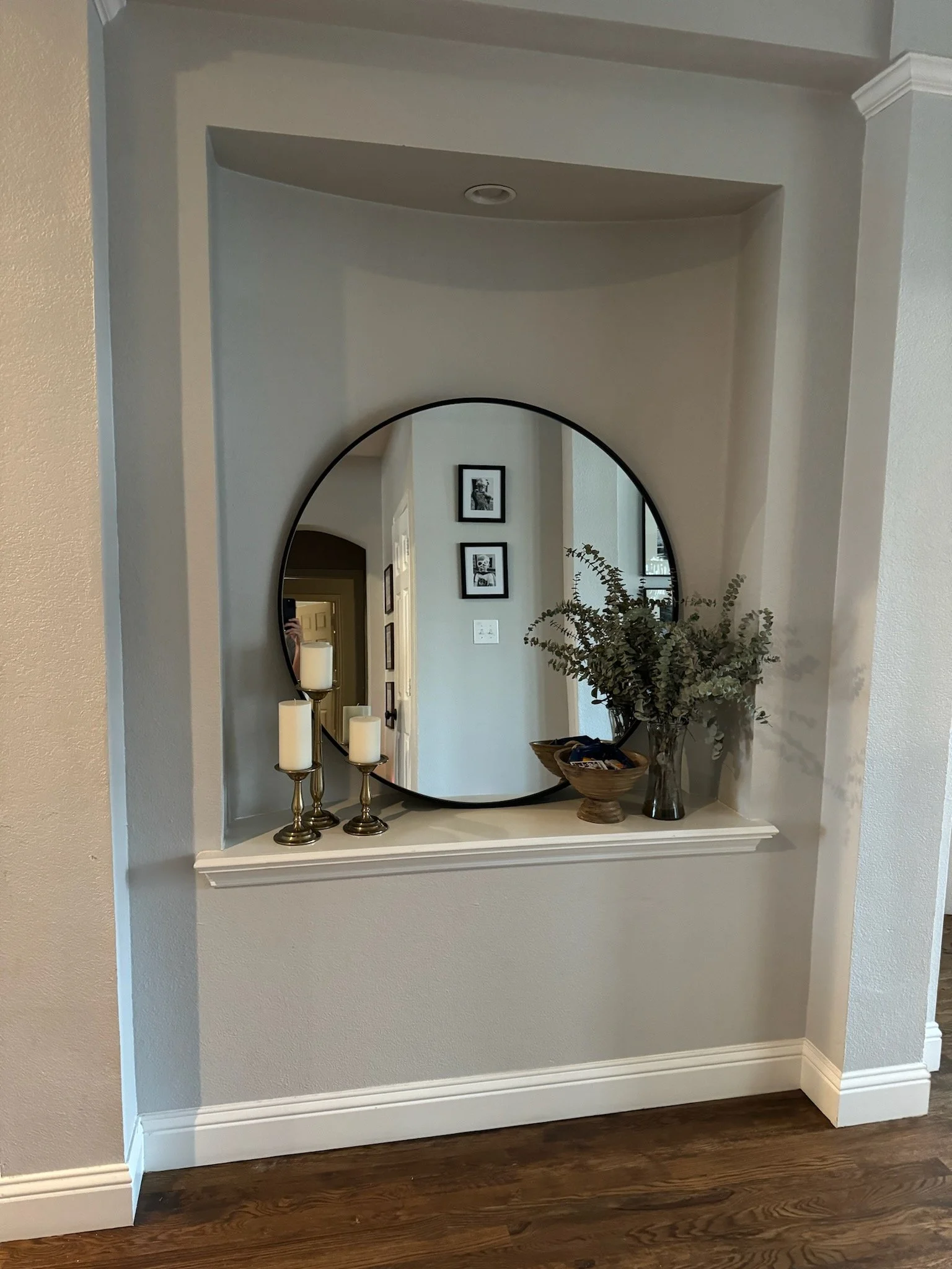 Flower-Mound-Cabinet-Build-hallway-before.jpg