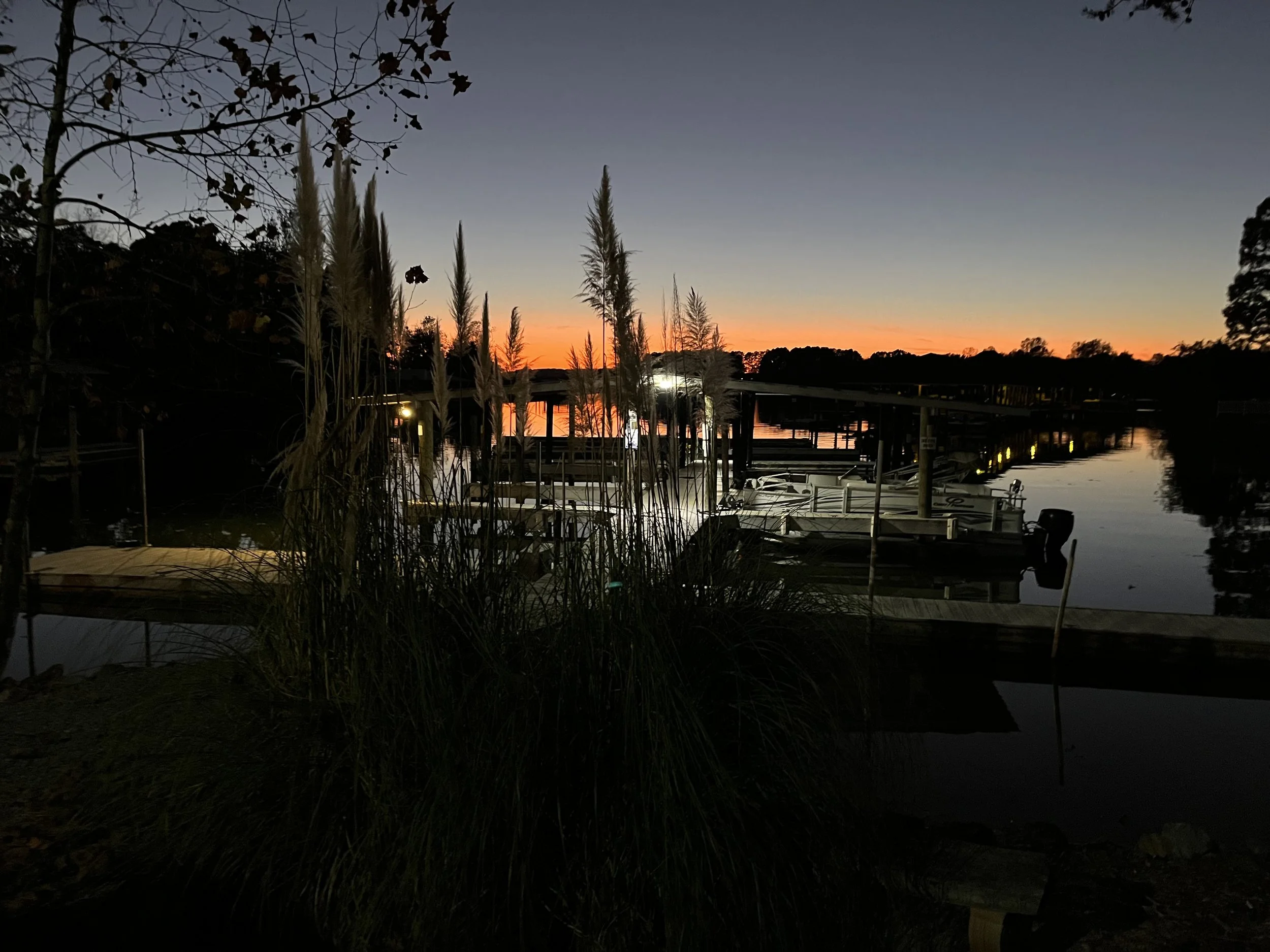 RV camping at Eagles Roost Campground, Smith Mountain Lake Virginia