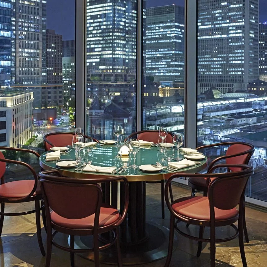 Access from Four Seasons Hotel Marunouchi Tokyo