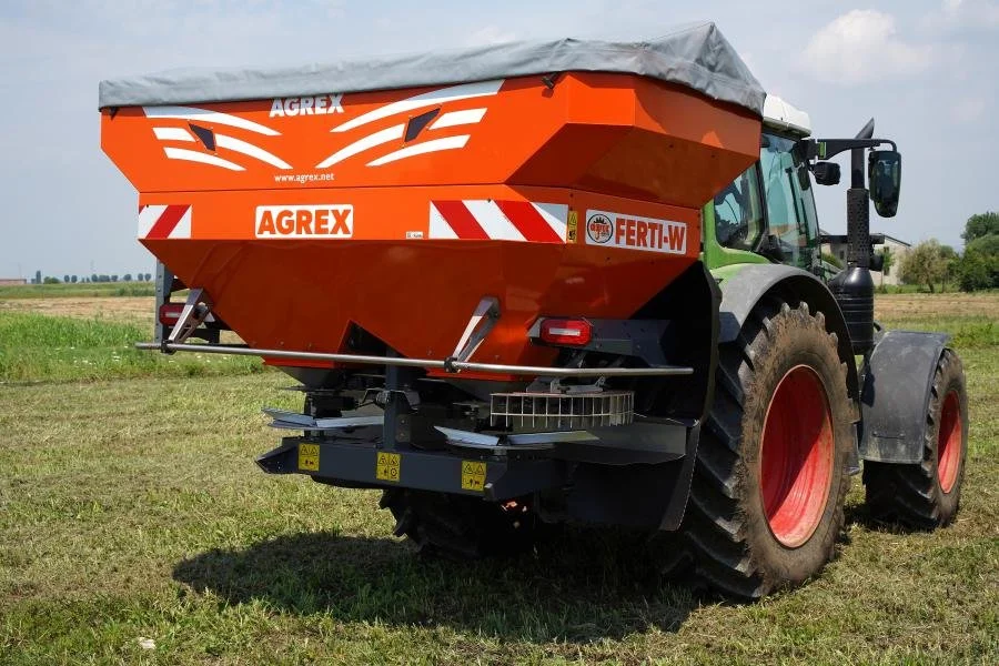 Ferti-WI Super Profy: Isobus Fertiliser Spreader for sale in United Kingdom