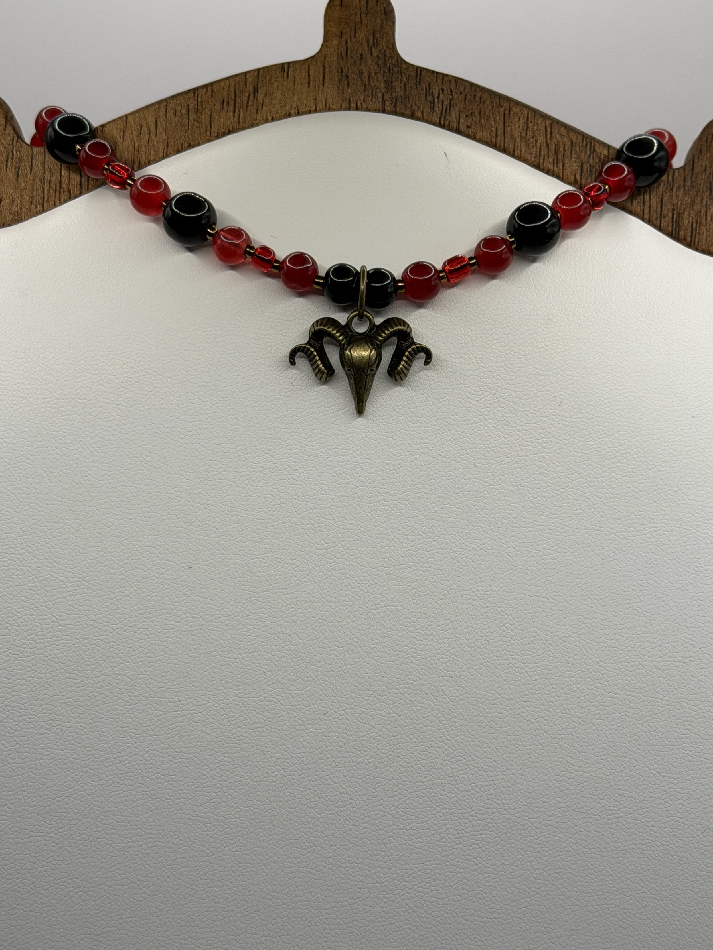 Deimos Deinos_Charm.jpg