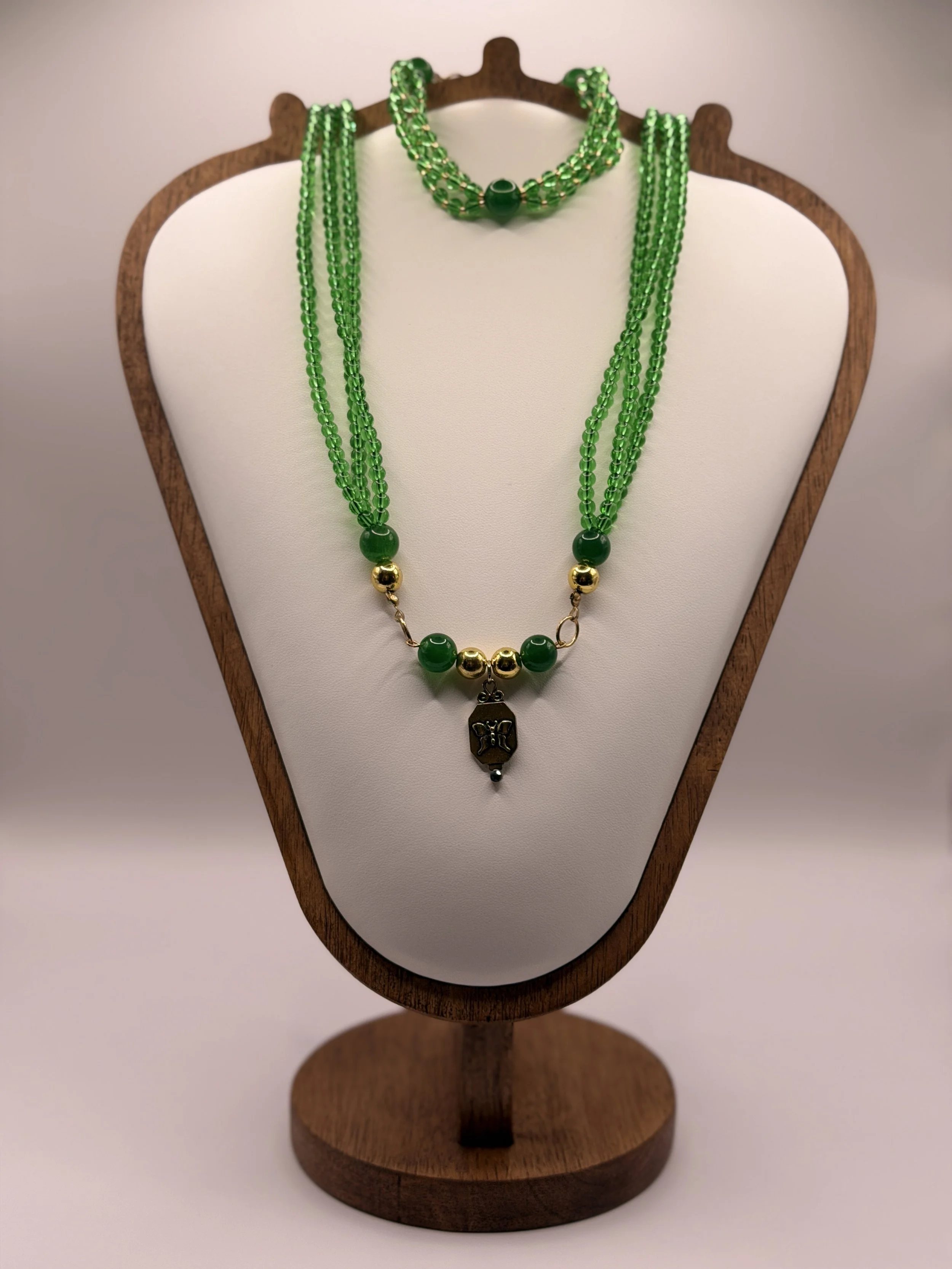 Prithvi Viśvagarbhā_Necklace_Bracelet.jpg