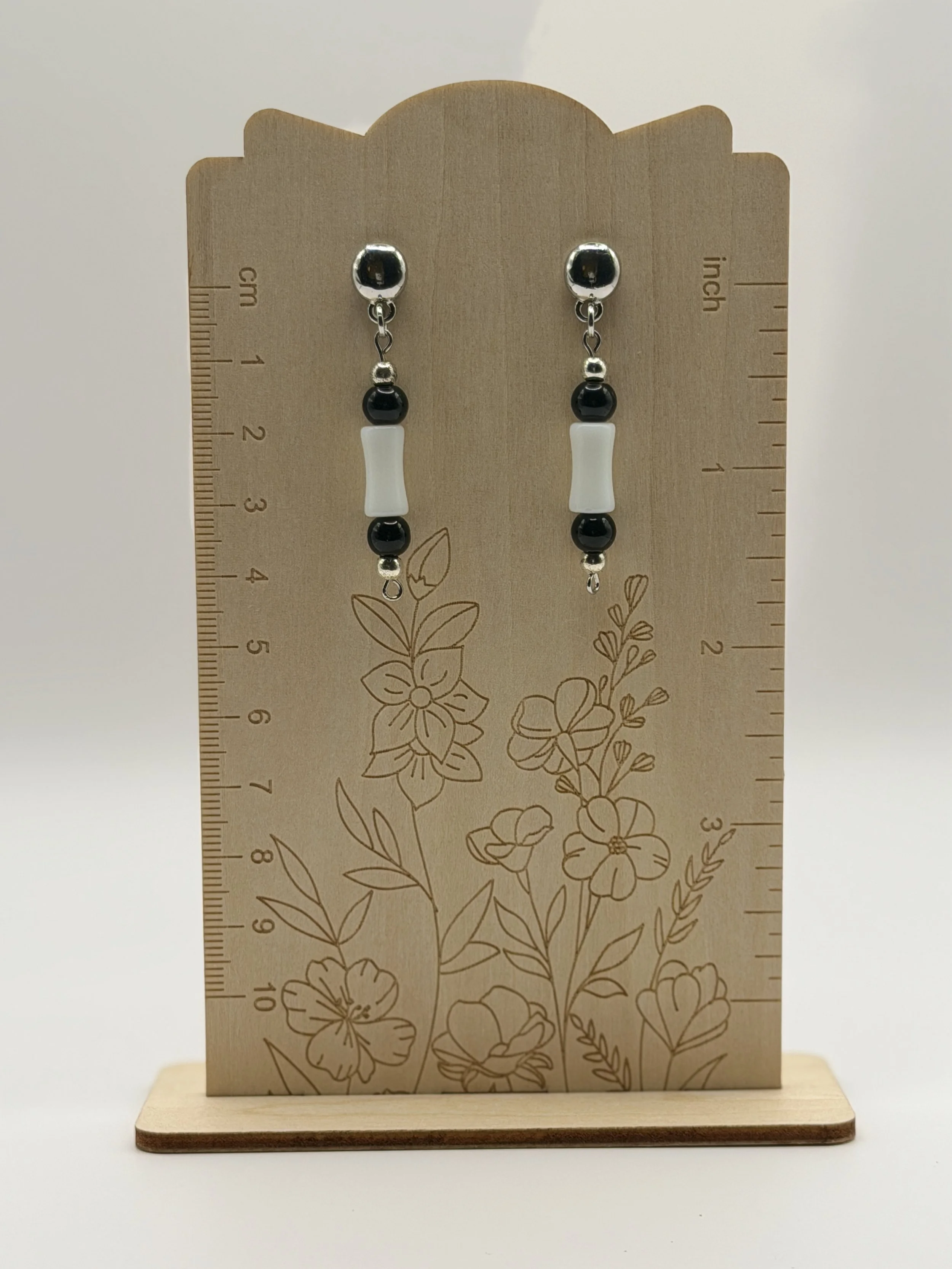 Melinoe Core Munagenes_Earrings.jpg