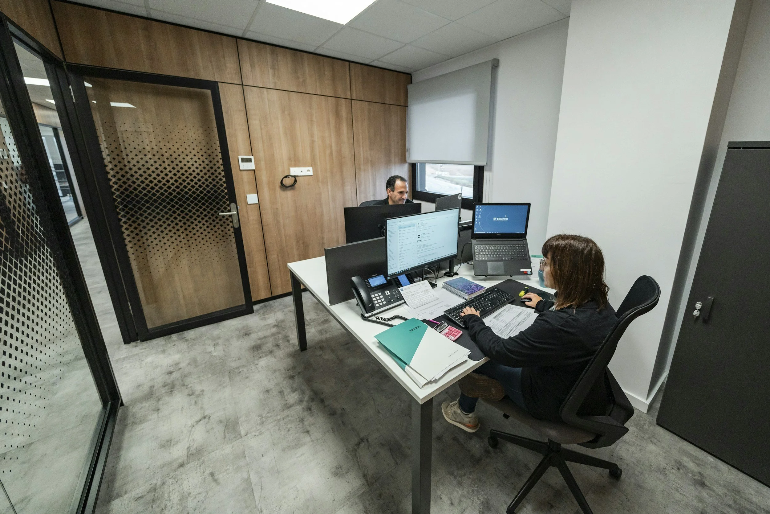 Commercial Controller