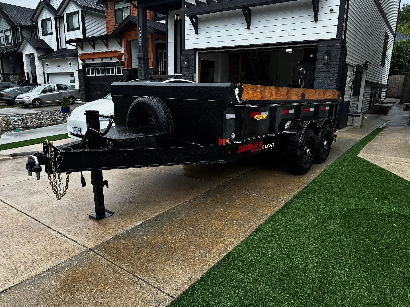Say hi to our newest hire, this 7x14 dump trailer is ready to get to work!