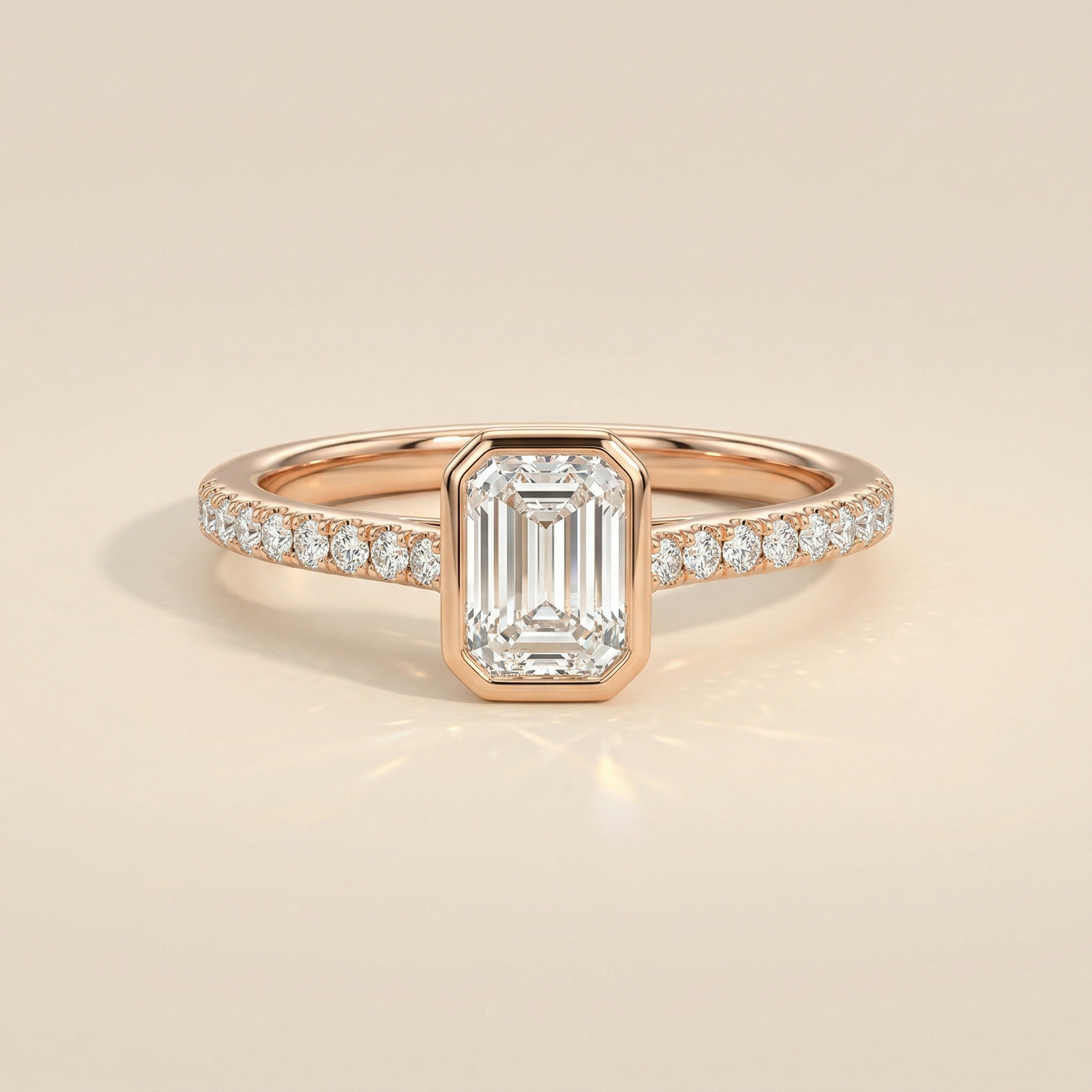 Solitaire pavé émeraude serti clos