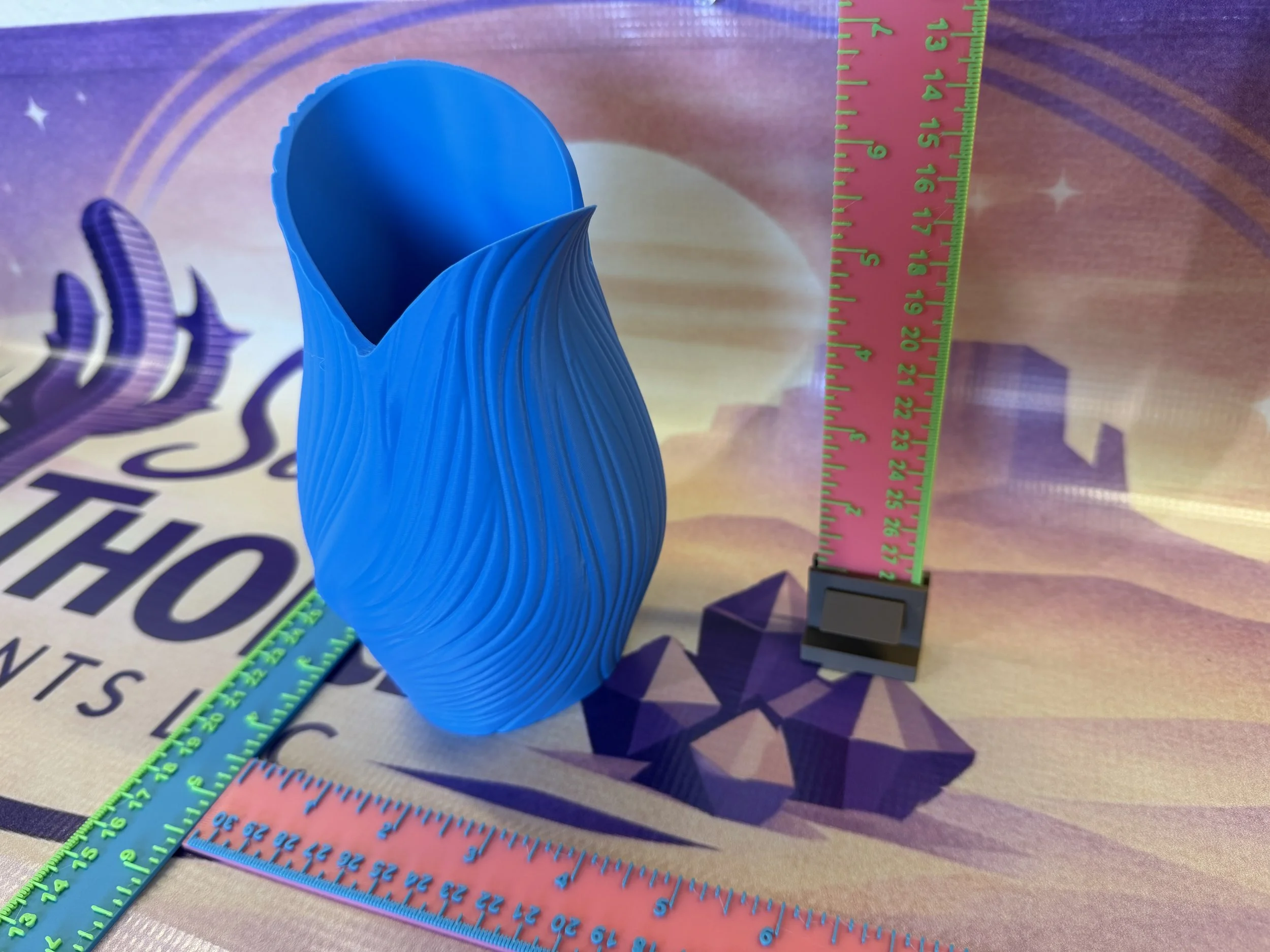 tulipa-vase-modern-spiral-flower-vase-blue-dark