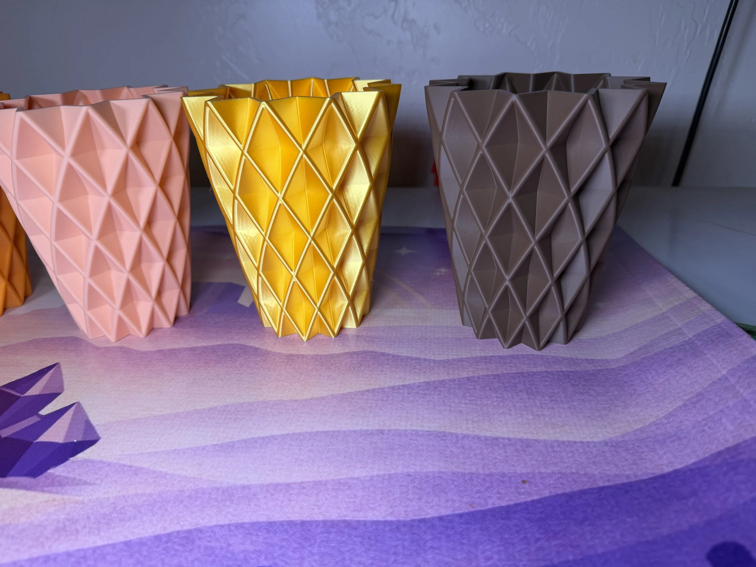 diamond-facet-vase-various-bright-colors.jpg