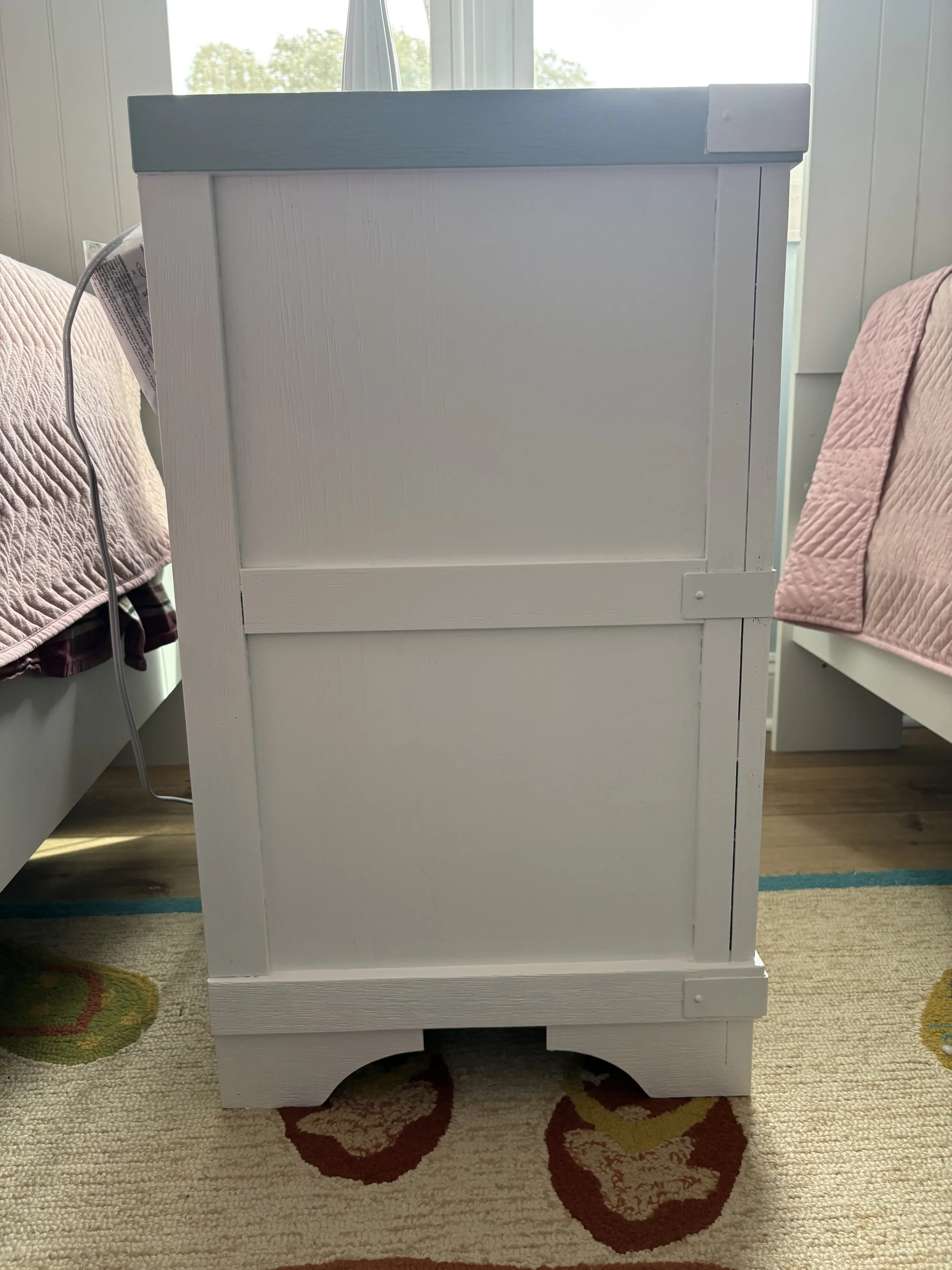 Havertys night stand E.jpeg