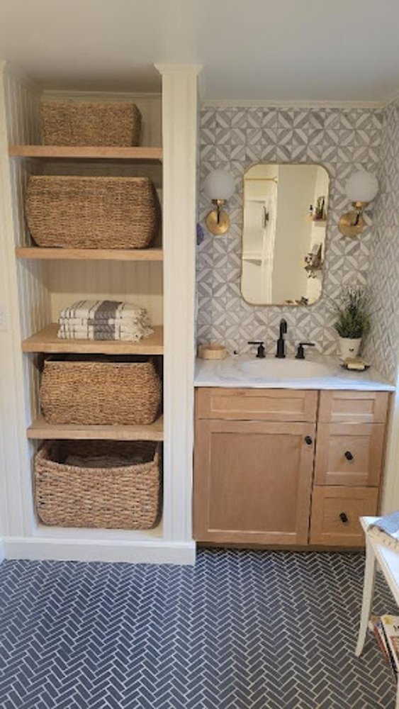 Modern Farmhouse Bathroom Refresh