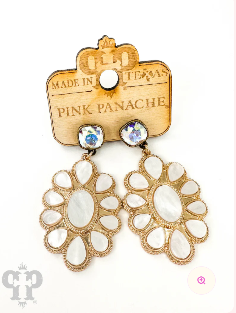 Pearlized fancy oval earring, Austrian crystal