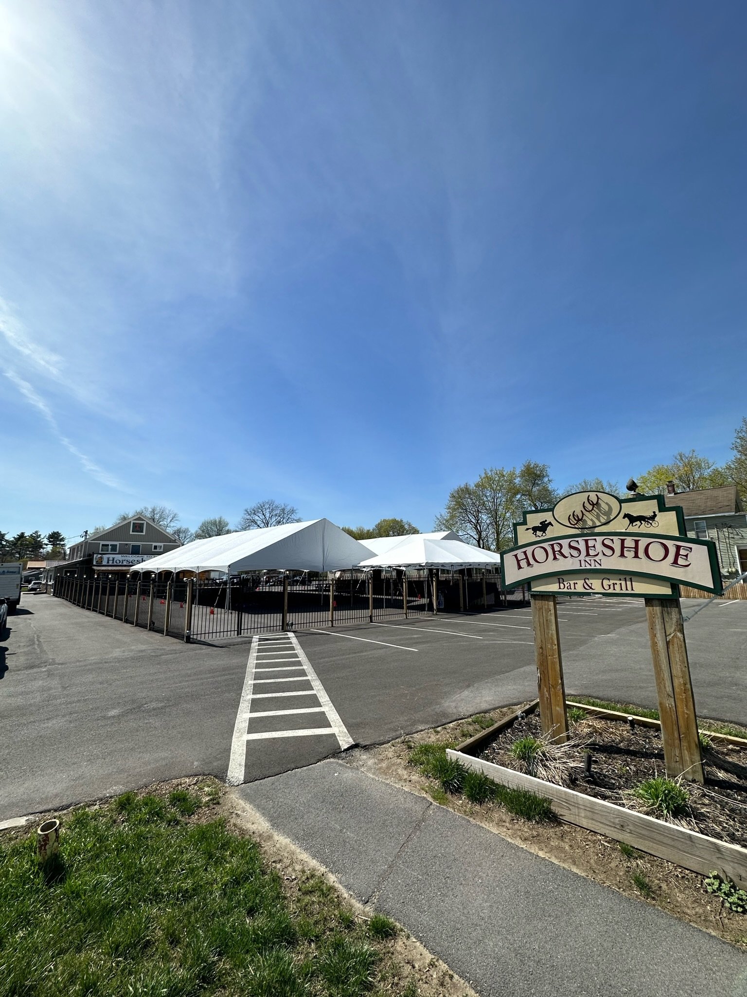 Tents at Horseshoe Inn Bar and Grill in Saratoga, NY. setup by Whalen Tents