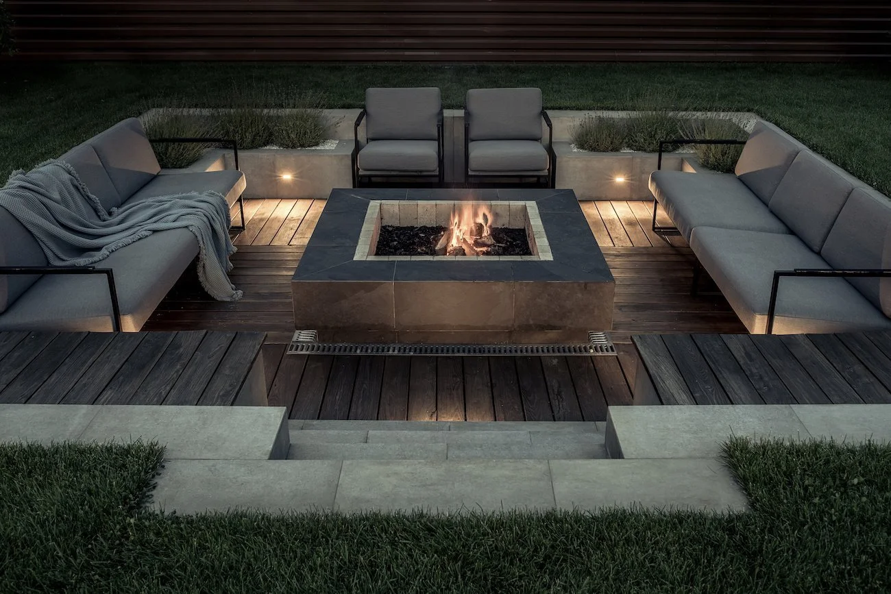 Transform Your Backyard in Narragansett, RI With a Beautiful Fire Pit and Retaining Wall
