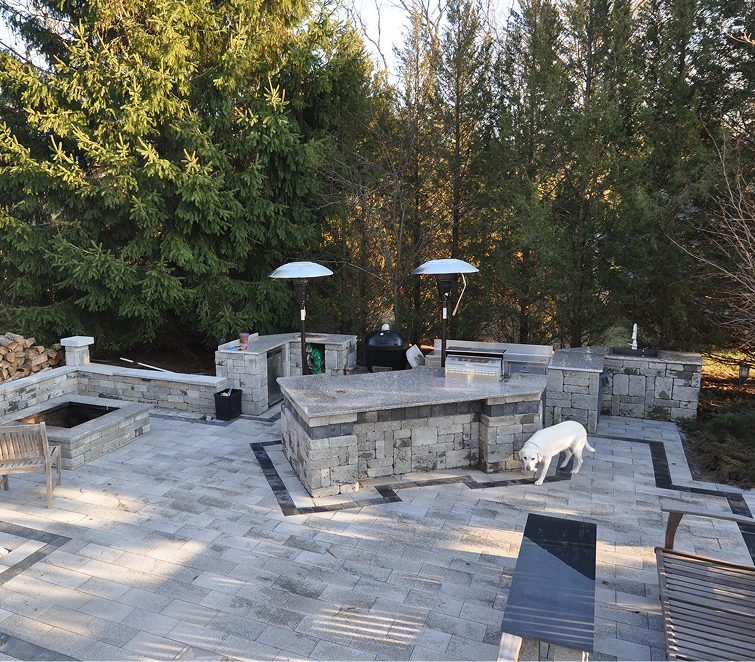 Outdoor kitchens and paver patios in Bristol, RI