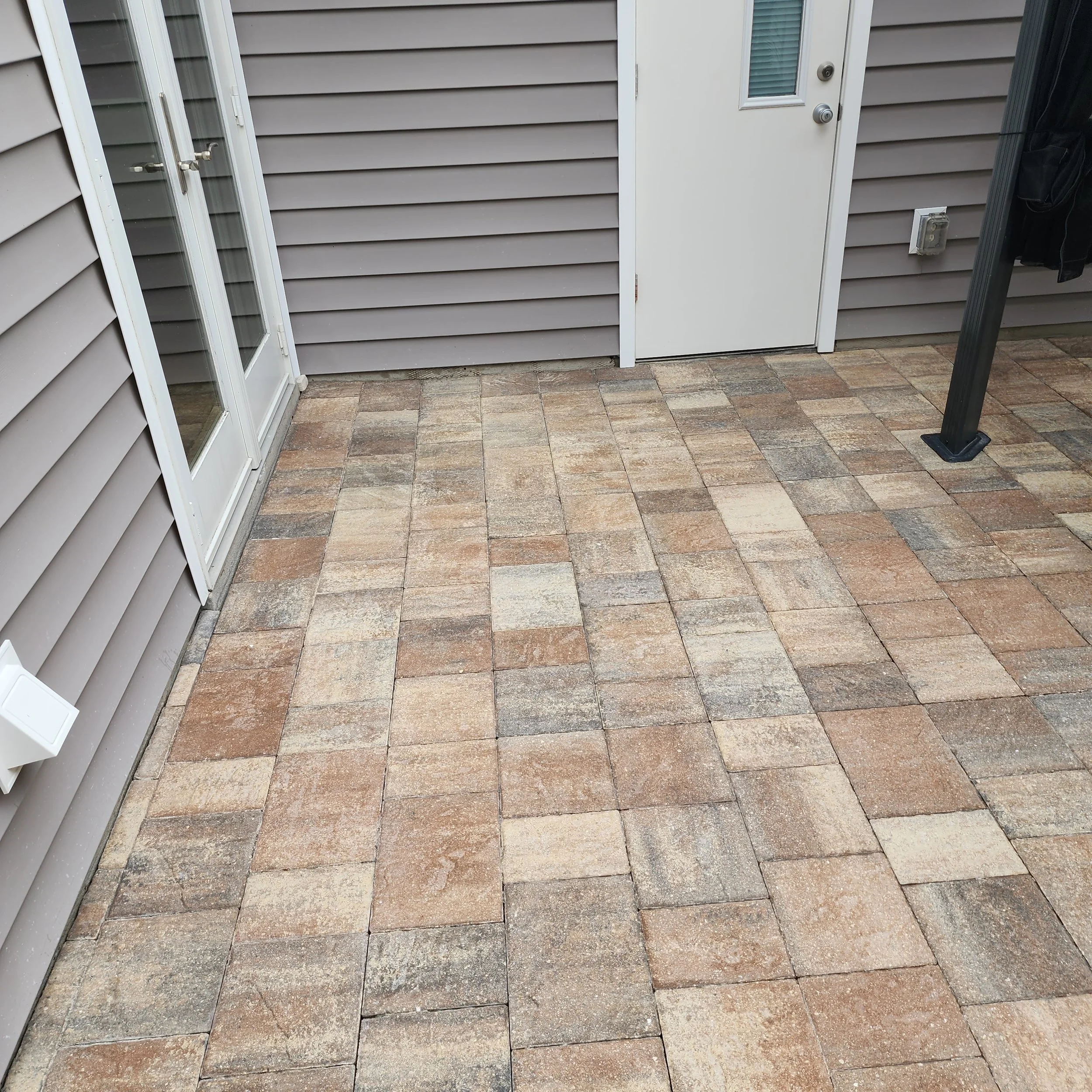 St Pete patio paver sealing before