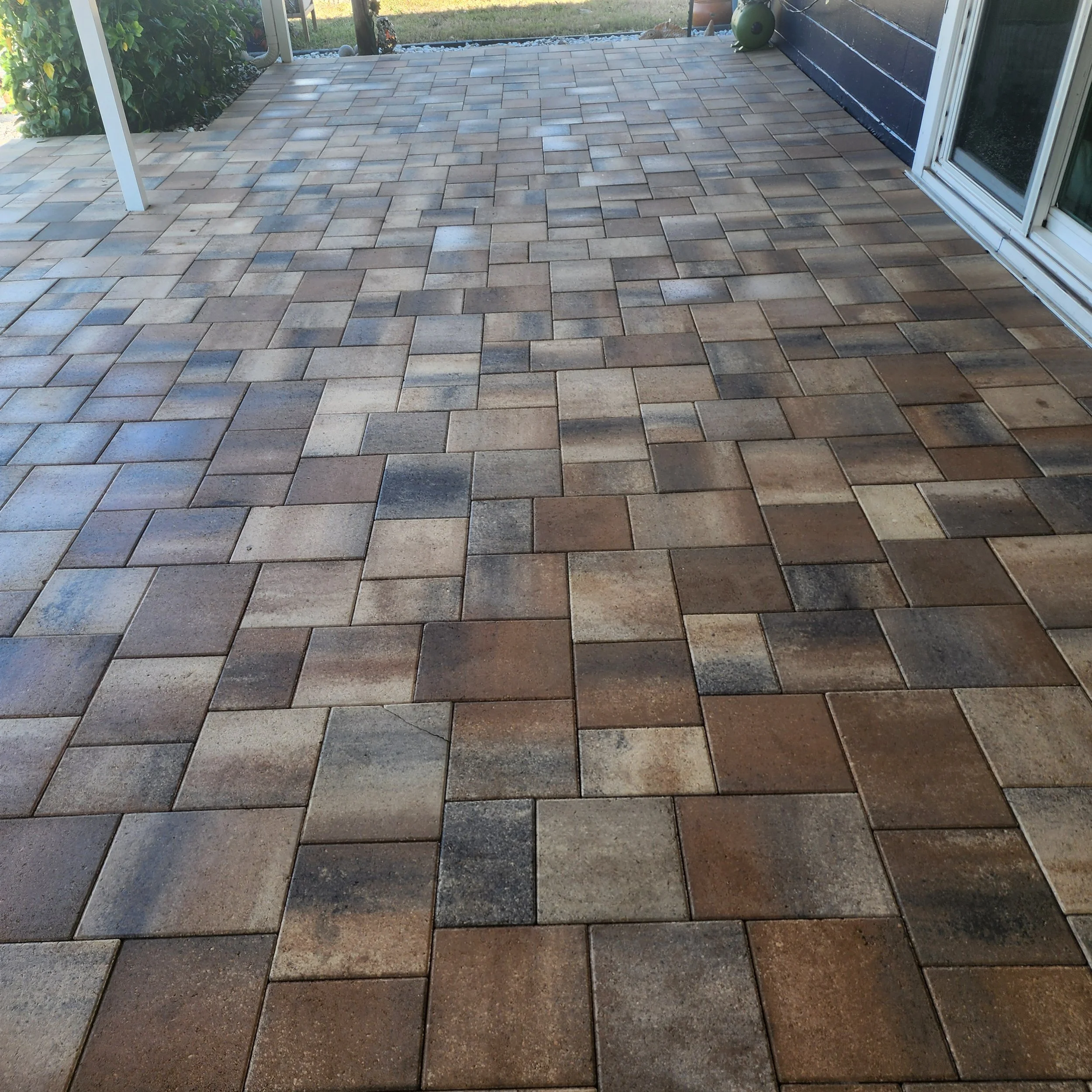 St Pete patio paver sealing after