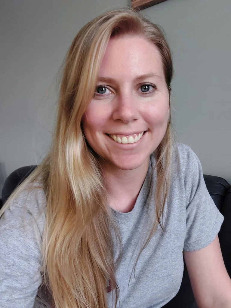 A teammember at Caleb Thomas Art