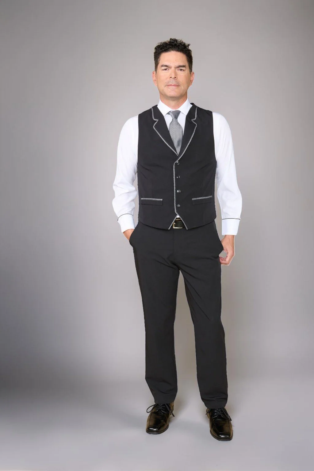 CBANQUET_VEST1.jpg