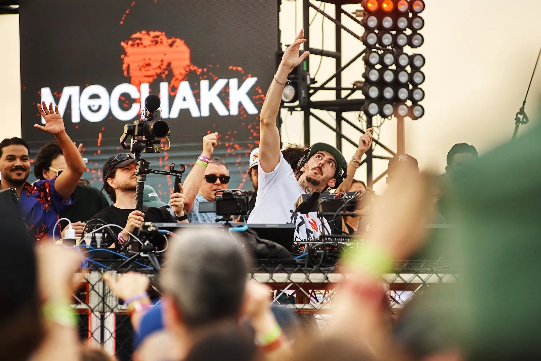 20250621_BROOKLYN ARMY TERMINAL_MOCHAKK CALLING_SELECTS_[079] - @ERIKLORCH.jpg