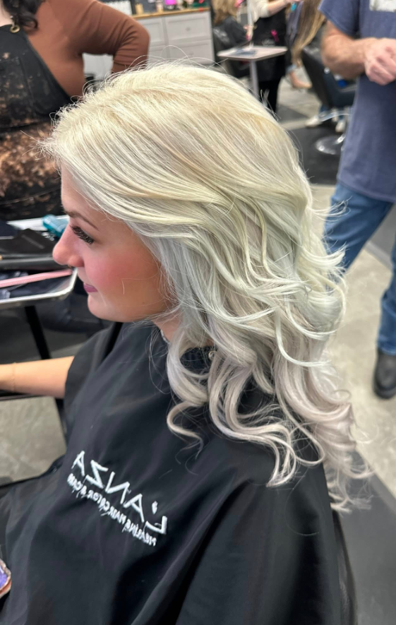Luxe blonde extensions by Crystal Mercer