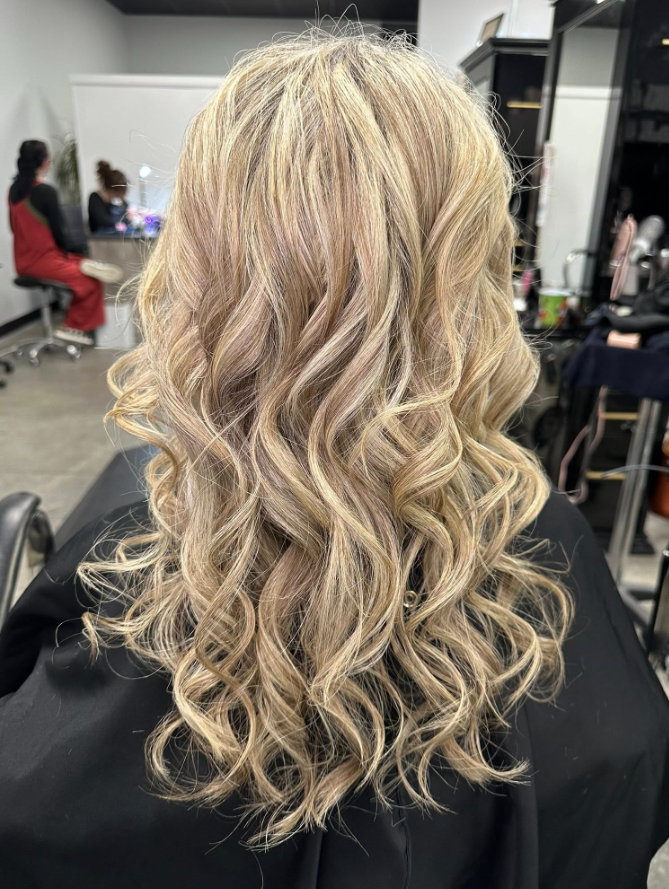 Dimensional blonde by Crystal Mercer